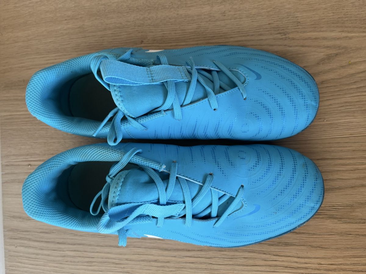 Nike Scarpe per ragazzi: Hallenschuh Kind Nike – Usato da Wetzikon ZH venduto da joc_p8jn 1