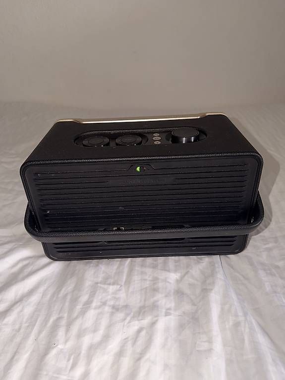 Lautsprecher: Jbl Authentics 300 – Gebraucht aus Unterseen von beE-Scooter 2