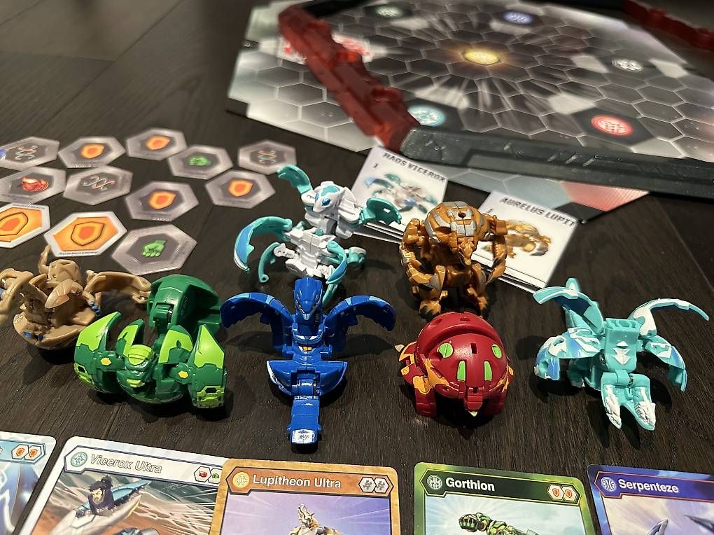 Spielzeuge: BAKUGAN Arena + Battle pack – Gebraucht aus Pianezzo von fil_fv5l 3