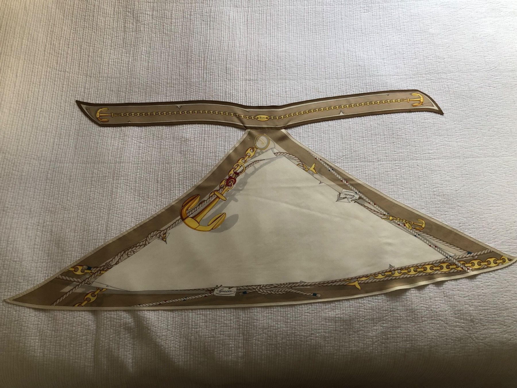 Gucci Tops: Silk GUCCI top – Neu (gemäss Beschreibung) aus Zürich von Yanches