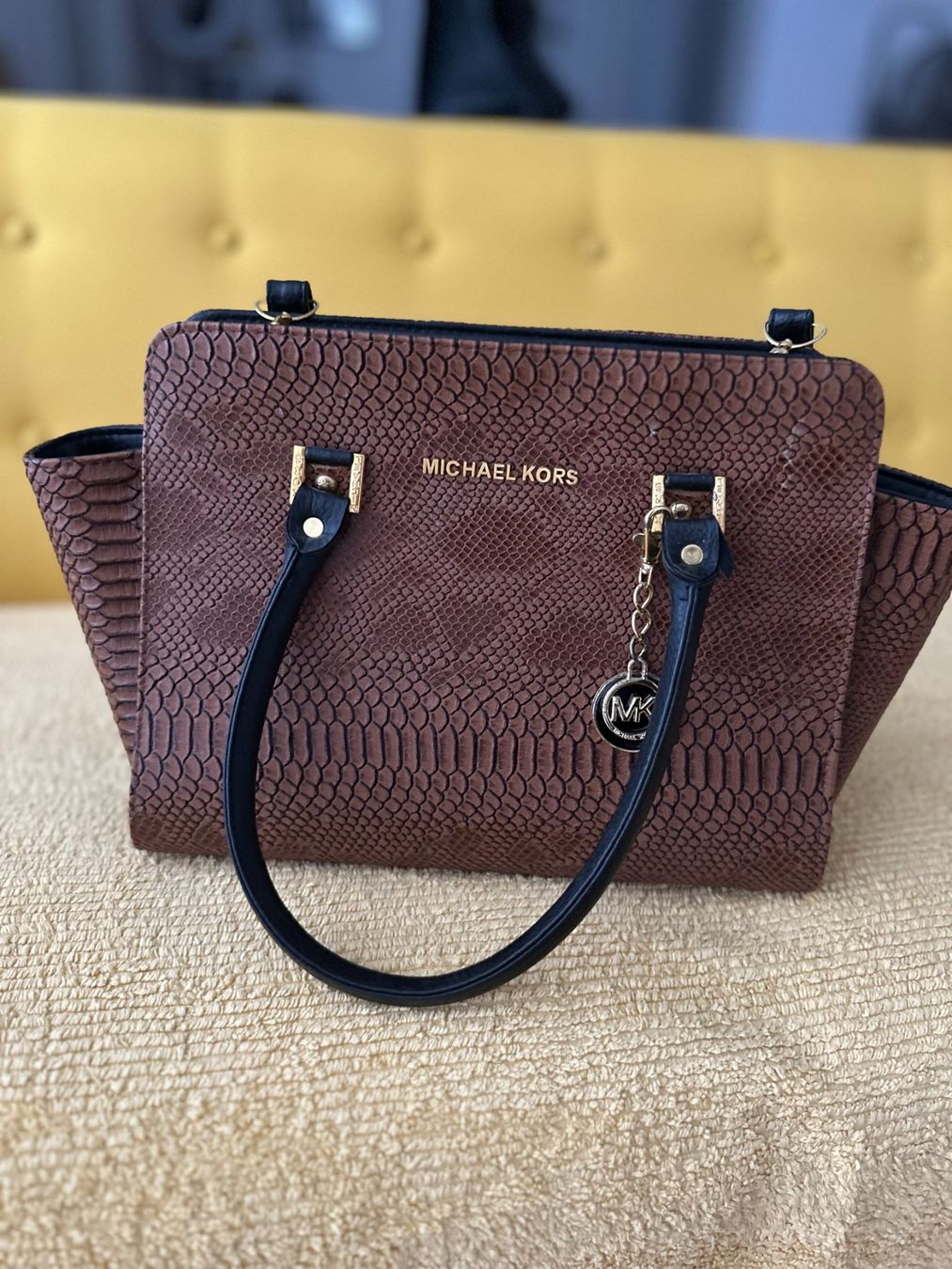 Michael Kors Borse da donna: Michael Kors Handtasche – Usato da emmenbruecke venduto da Webi33 3