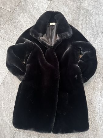 Kunstfellmantel MNG schwarz Grösse M guter Zustand