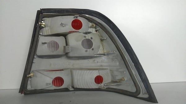 Opel Fari: Opel Vectra B.  Rückleuchte  > links. – Usato da Ibach venduto da Zingi73 1