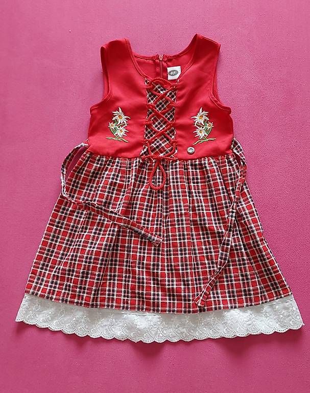 Vestiti & Gonne: Dirndl Kleidung 98-104 – Usato da Bettwiesen venduto da LukaszMlyn