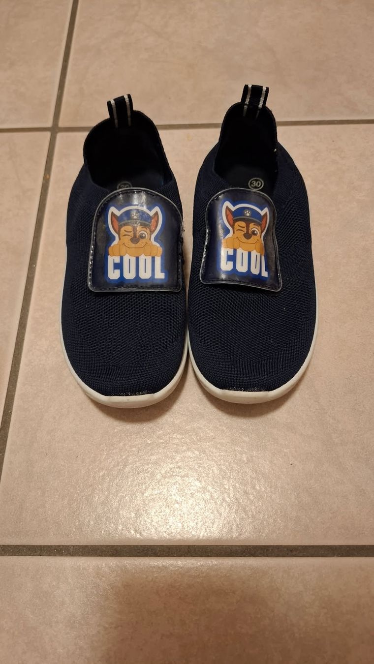 Scarpe per ragazzi: Paw Patrol Schuhe, Gr.30 – Usato da Fischbach-Göslikon venduto da Rainbow88
