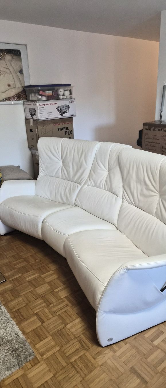 Divani: Weisses verstellbares Ledersofa – Usato da Kloten venduto da cynz70 6