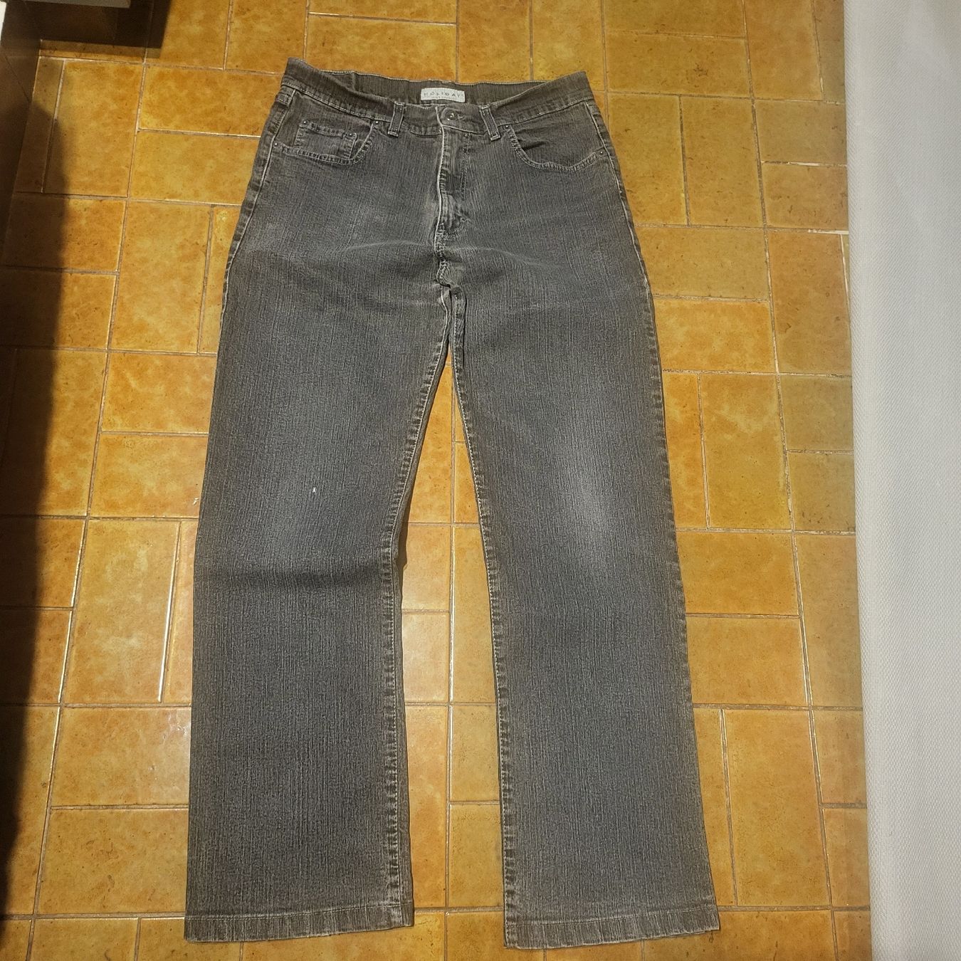 Jeans: Jeans Holiday – Gebraucht aus Sion von Oonathoo
