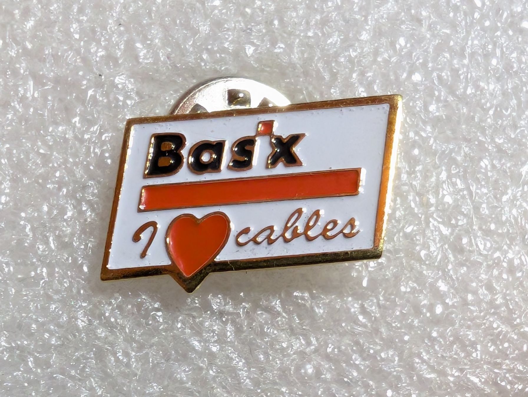 Plaquettes & Badges: Ansteckpin 294: Basix – D'occasion à Oppligen par Pin-Fall-Shop