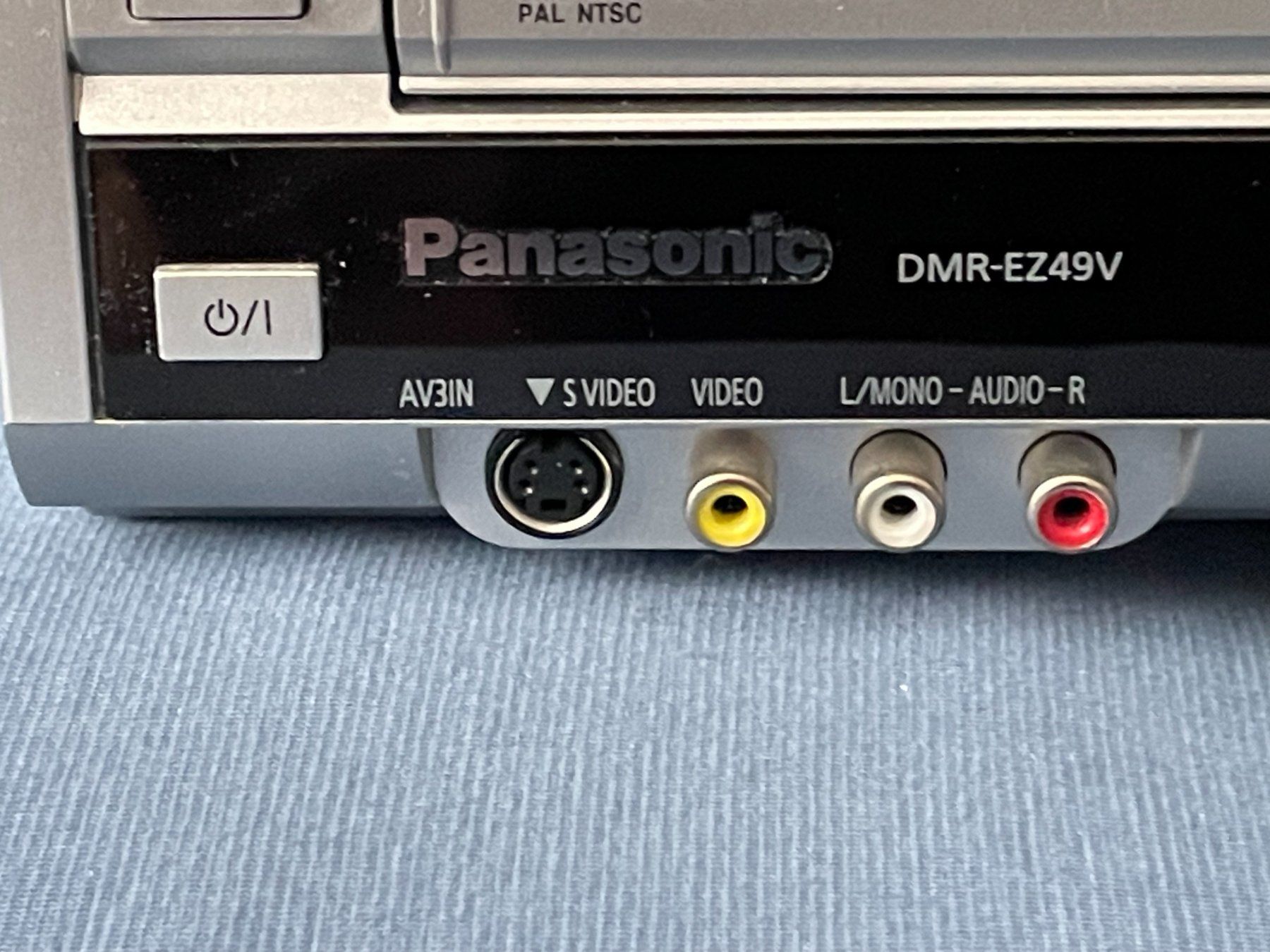 Panasonic Aufnahmegeräte: Videorecorder Panasonic  DMR-EZ49V defekt – Defekt aus Breitenbach von Mechtech111 2