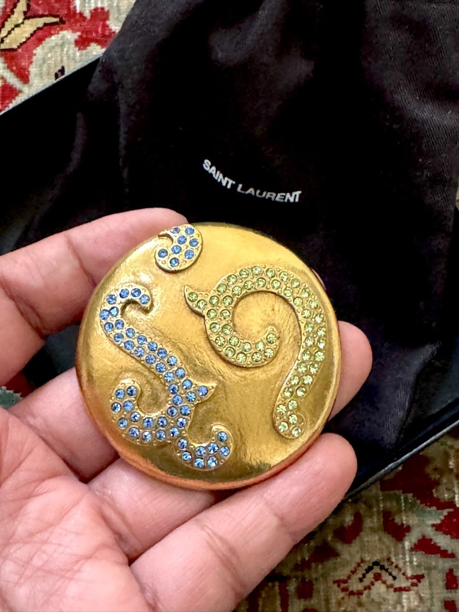 Saint Laurent Broschen & Nadeln: Yves saint Laurent large broche – Gebraucht aus Courtaman von sultan16 2