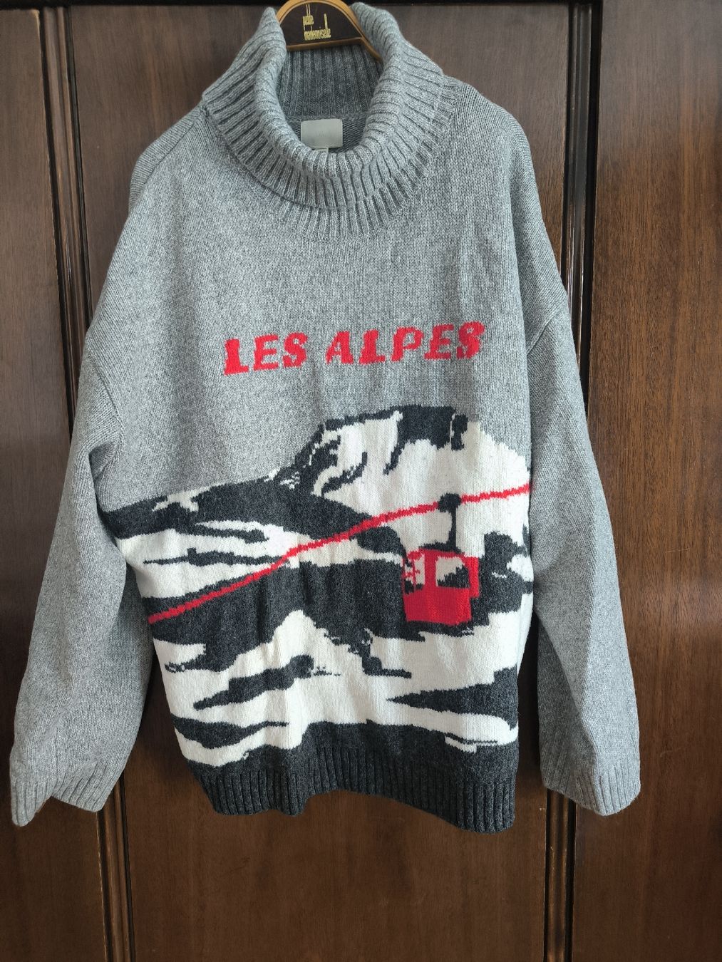 H&M Maglioni & Felpe: Rollkragen Pullover mit Motiv, XXL – Usato da Kloten venduto da Olivenbaum2017