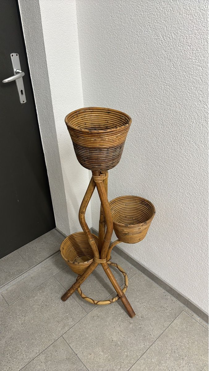 Alle Dekorationen: Pflanzenständer Rattanspirale 3 Körbe – Gebraucht aus rheineck von Neshi06