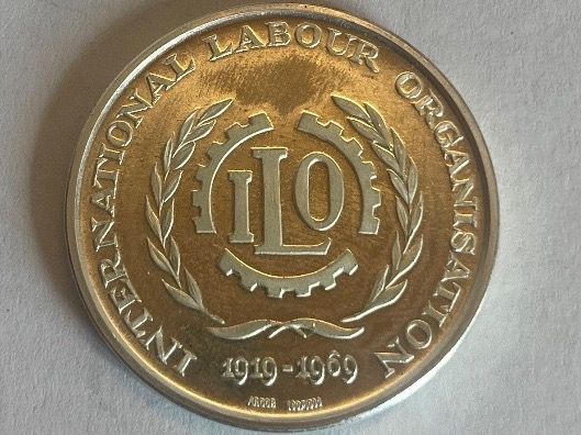 Acheter la Miniature Médaille du Travail 20 ans échelon Argent