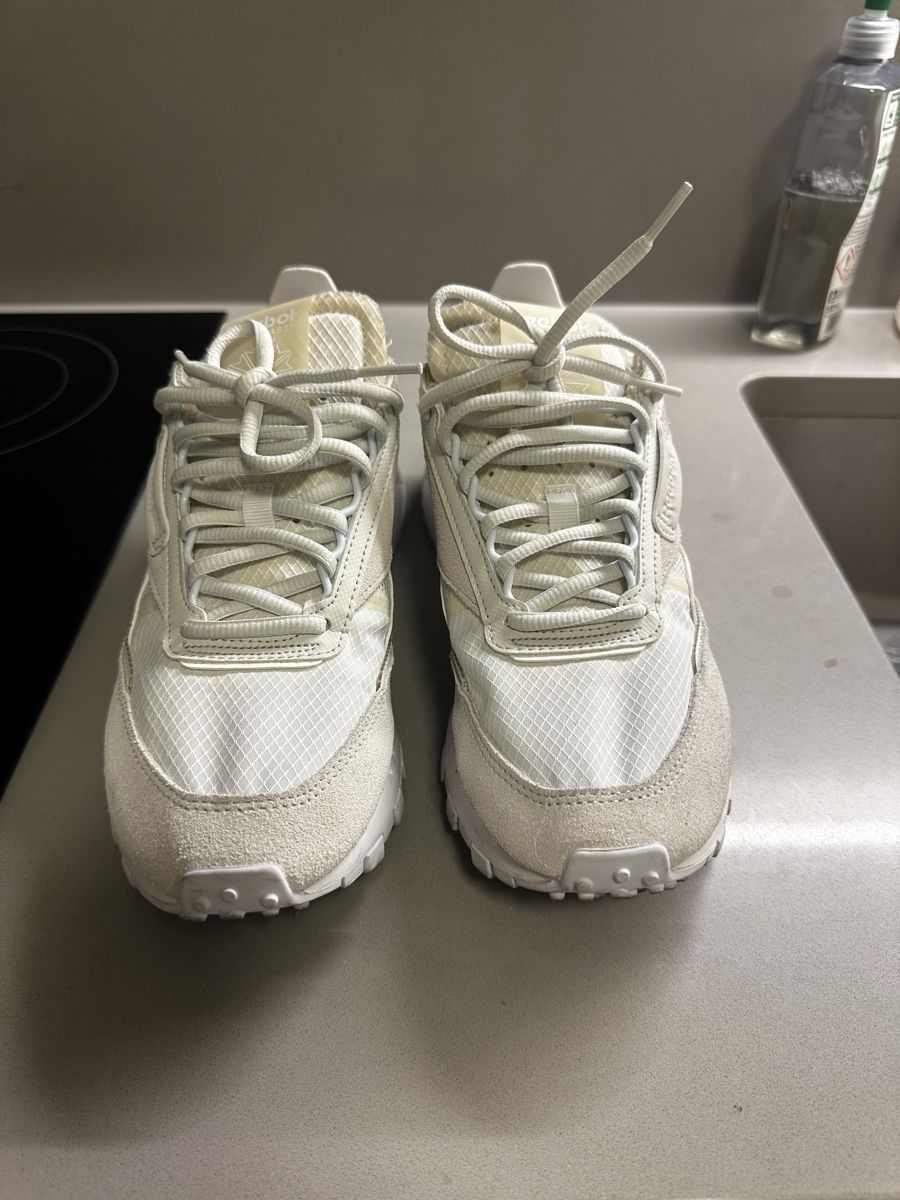 Reebok Scarpe da uomo: Reebok Classic Leather Legacy – Nuovo (secondo la descrizione) da Carouge GE venduto da cytoplan 3