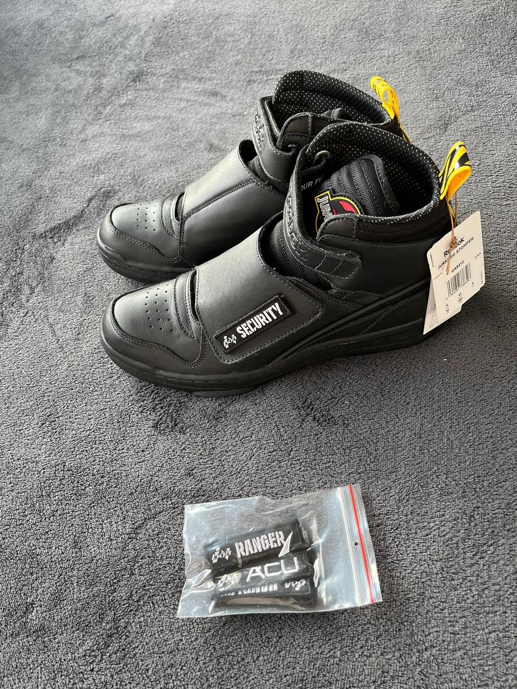 Reebok Herrenschuhe: Reebok Jurassic Park Alien Stomper Grösse 43 – Neu und originalverpackt aus Laufen von Happi121