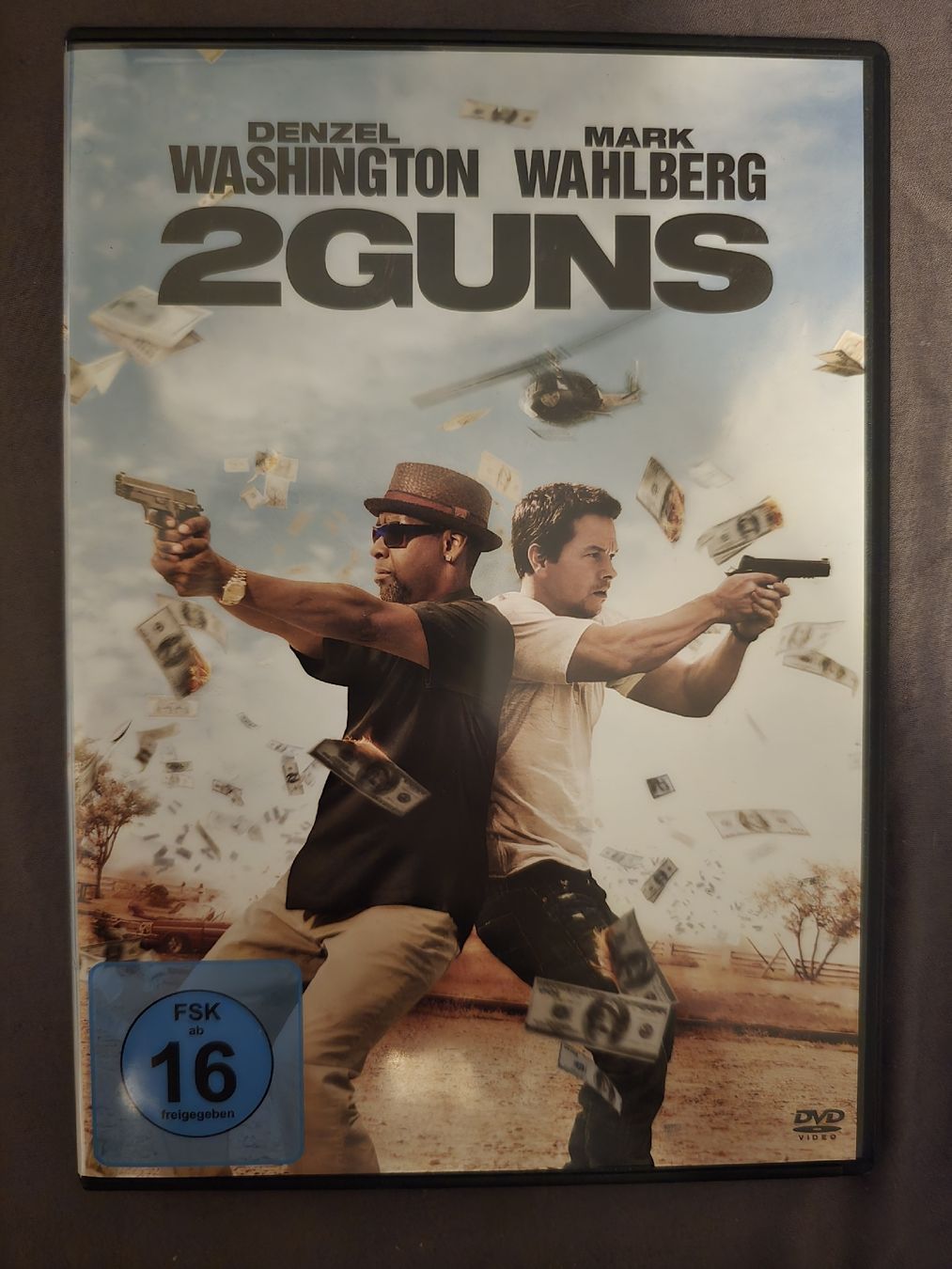 Tous les DVDs: DVD - 2guns – D'occasion à Zug par nic_wlj8