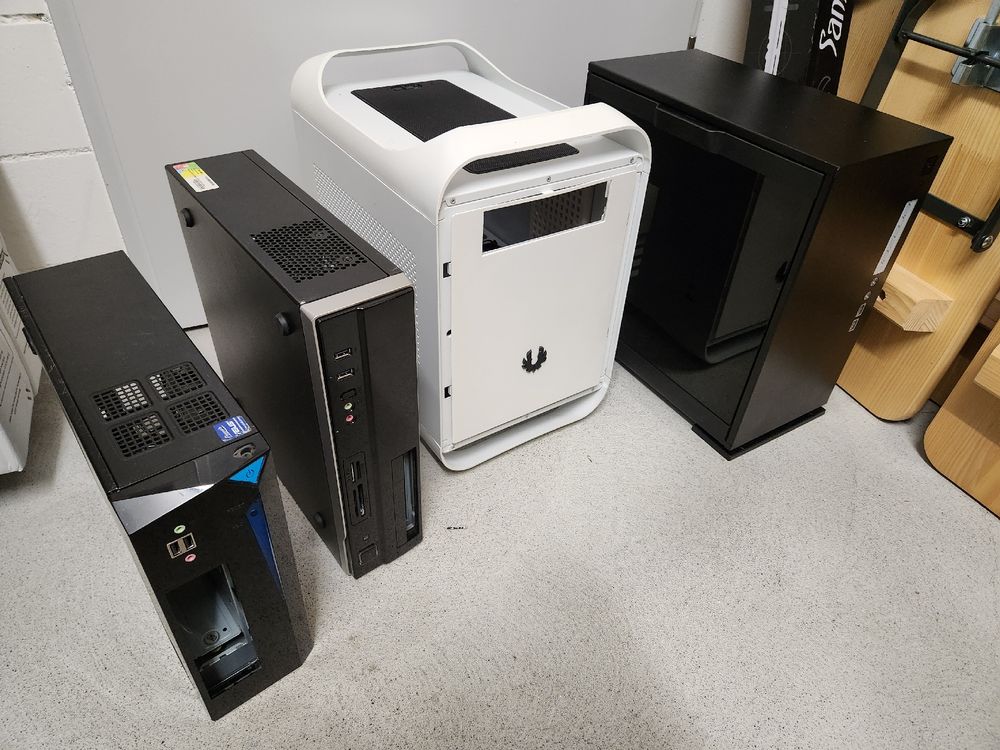 PC-Gehäuse (1x mATX, 3x ITX) aus Kellerräumung (Gebraucht) in Altendorf ...