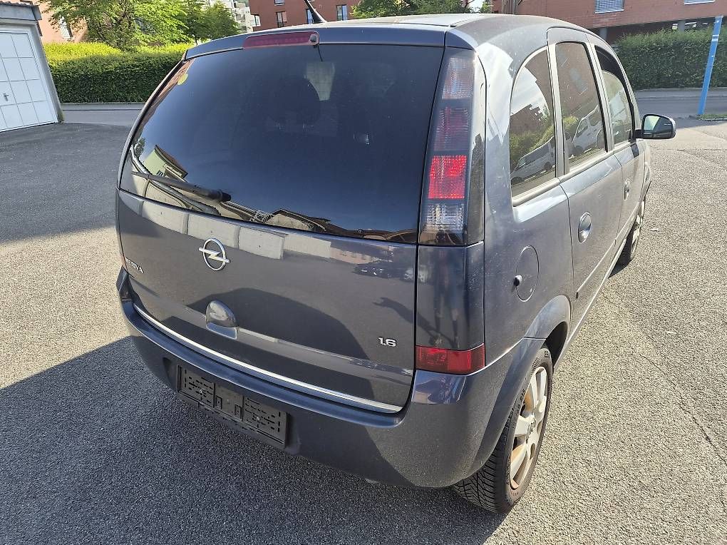 Automobili: OPEL  MERIVA  COSMO  1.6i   Automat  – Usato da St. Gallen venduto da kratzki01 1