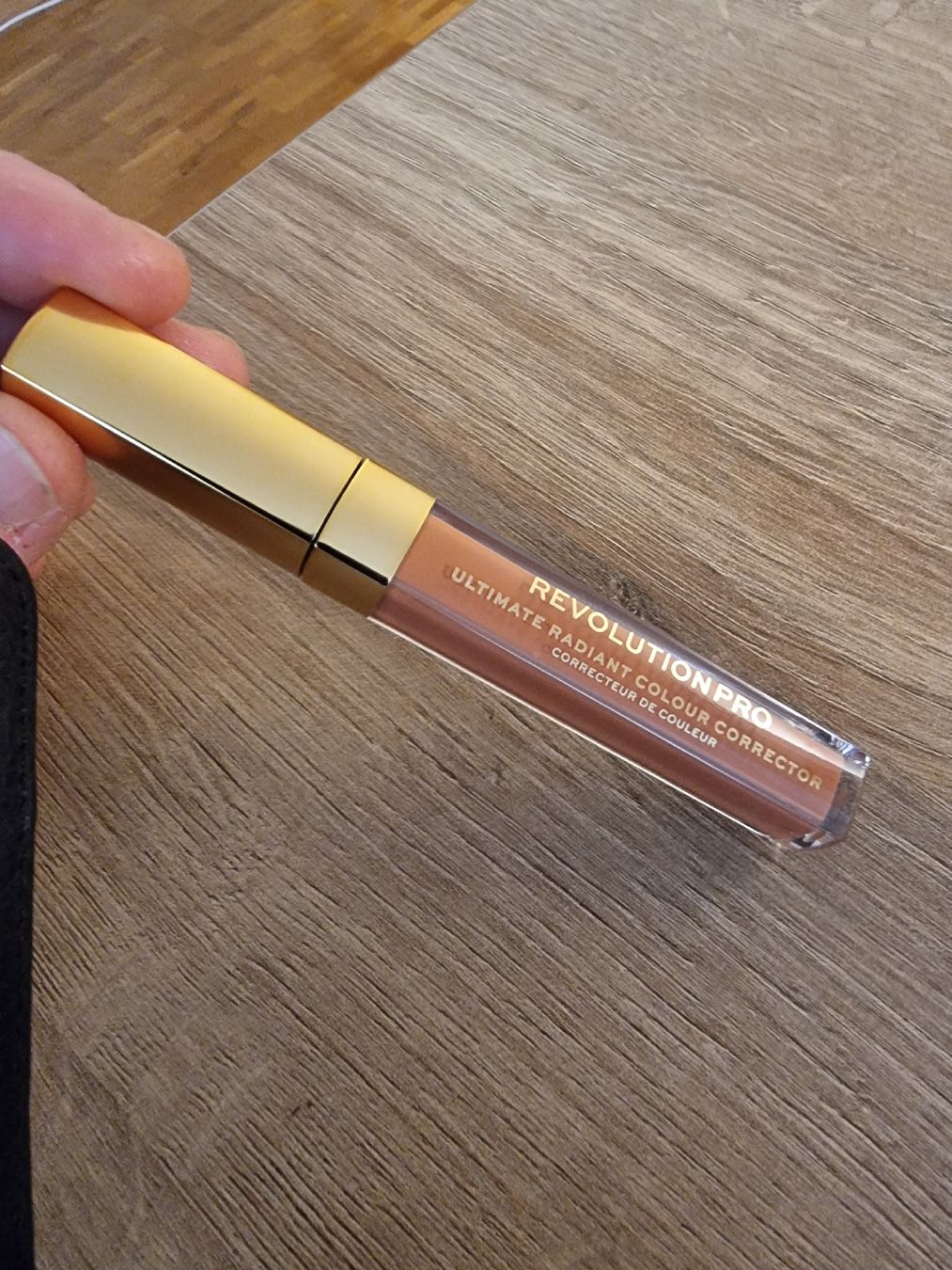 Make-up: Correcteur Révolution Pro orangé – Nuovo (secondo la descrizione) da Veyrier venduto da Leilazizou 2