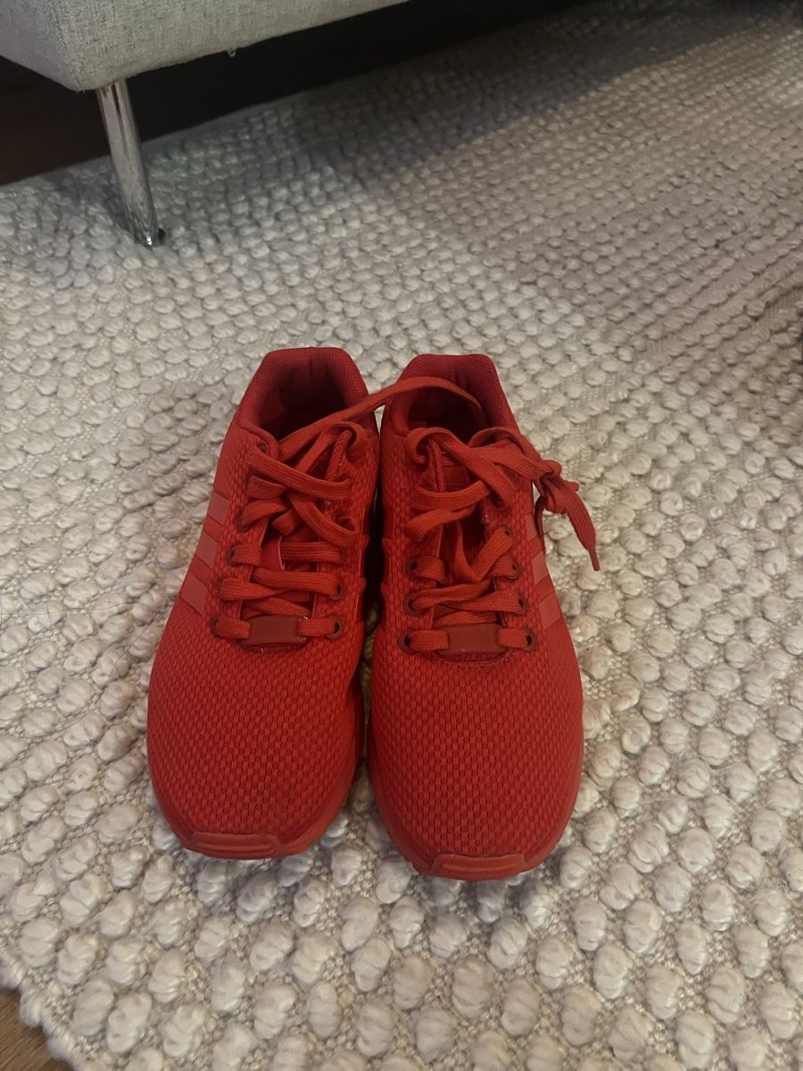 Adidas Damenschuhe: Adidas Flux – Gebraucht aus Adliswil von aysis61 1
