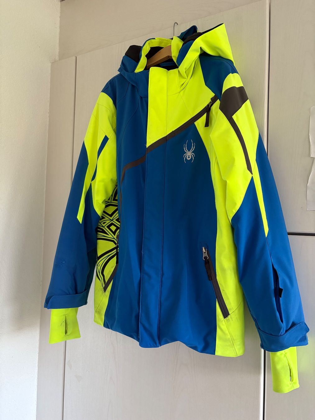 Spyder Giacche & Cappotti: Spyder Ski-und Winterjacke, Grösse 152 – Usato da Frauenfeld venduto da anj_z8mm