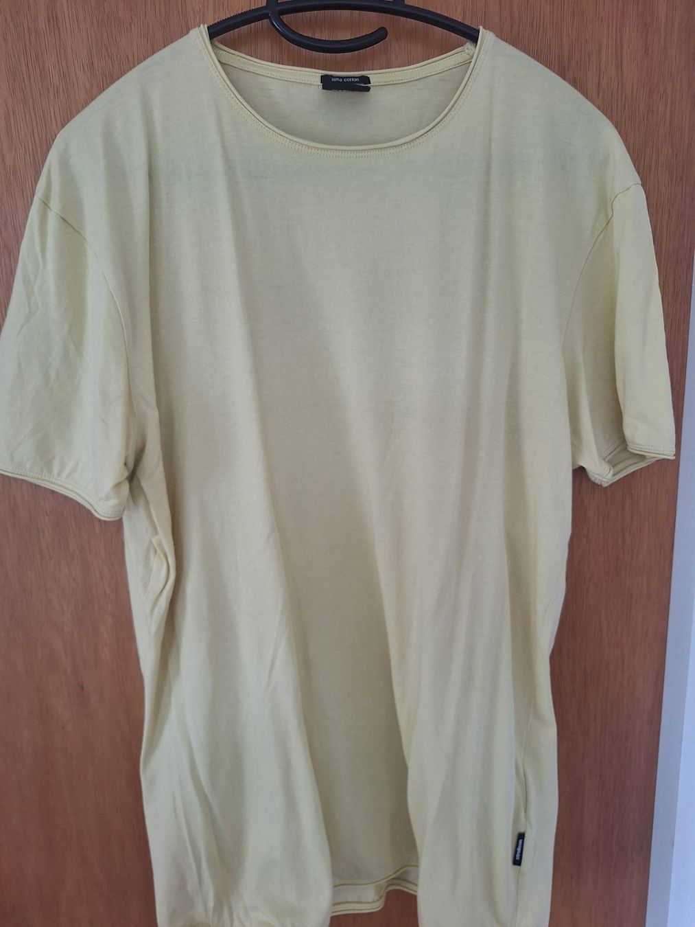 Armani T-shirt: 8 schöne Marken-T-Shirts "L" – Usato da Embrach venduto da Alian1 2