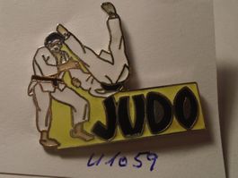 1 Judo Pin (U1059)