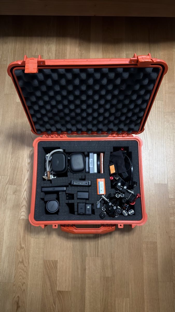 Peli Valigie: Pelicase 1550 mit Schaumstoff – Usato da Oetwil am See venduto da txsty