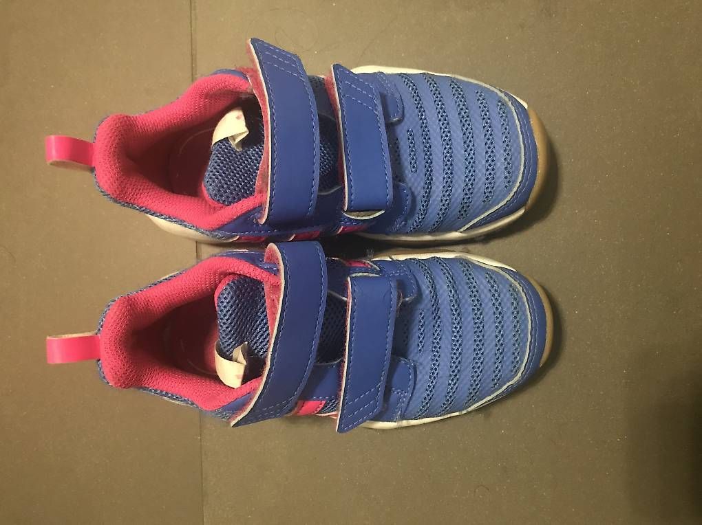 Scarpe per ragazzi: Adidas Schuhe – Usato da Lausen venduto da mirip86