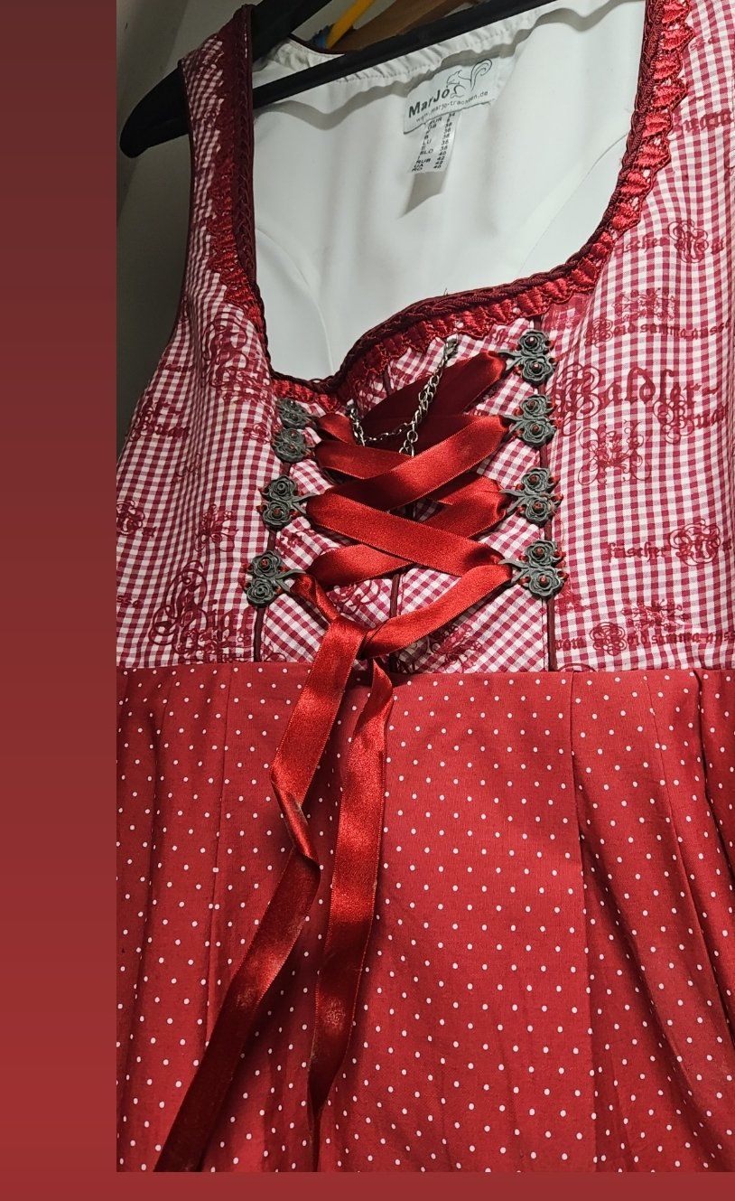Vestiti: Dirndl rot / bordeaux / Oktoberfest – Usato da Suhr venduto da jes_rtc9 2