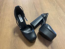 Steve Madden TAMY Plateau Slingback Pumps Schwarz Gr. 38