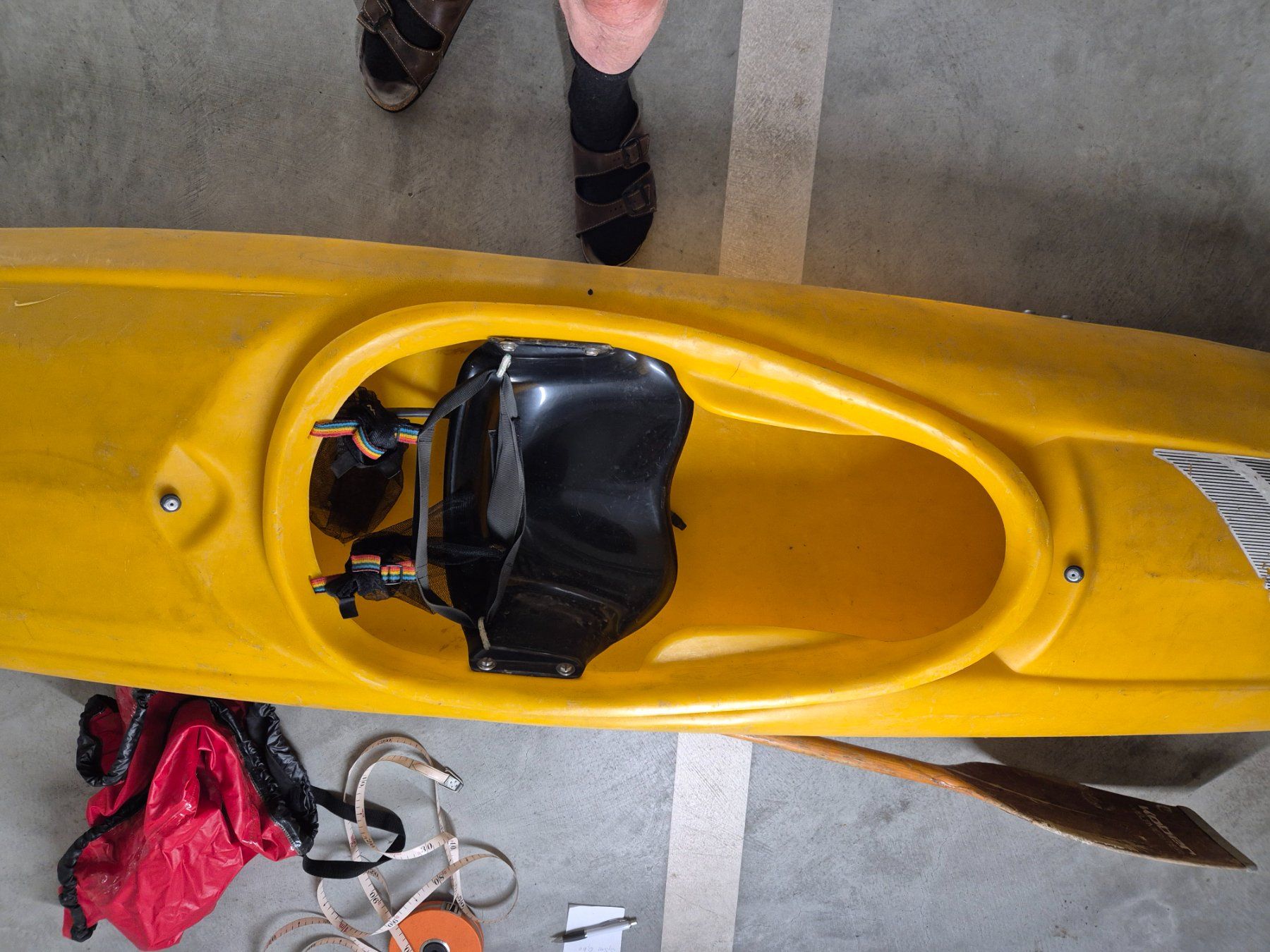 Boote: Paddel-Boot aus Polyester mit Spritzdecke und Doppel-Paddel – Gebraucht aus Wetzikon ZH von wal_8fwz 1