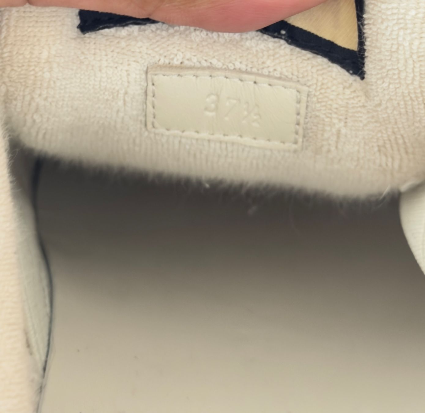 Gucci Damenschuhe: Gucci Sneaker – Gebraucht aus zürich von flordocampo 4
