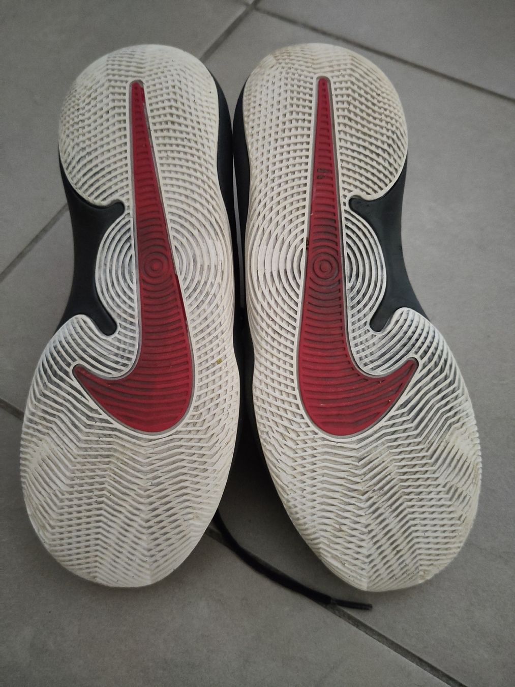 Scarpe da uomo: basketballschuh Nike gr 41 – Usato da Golino venduto da noko09 1