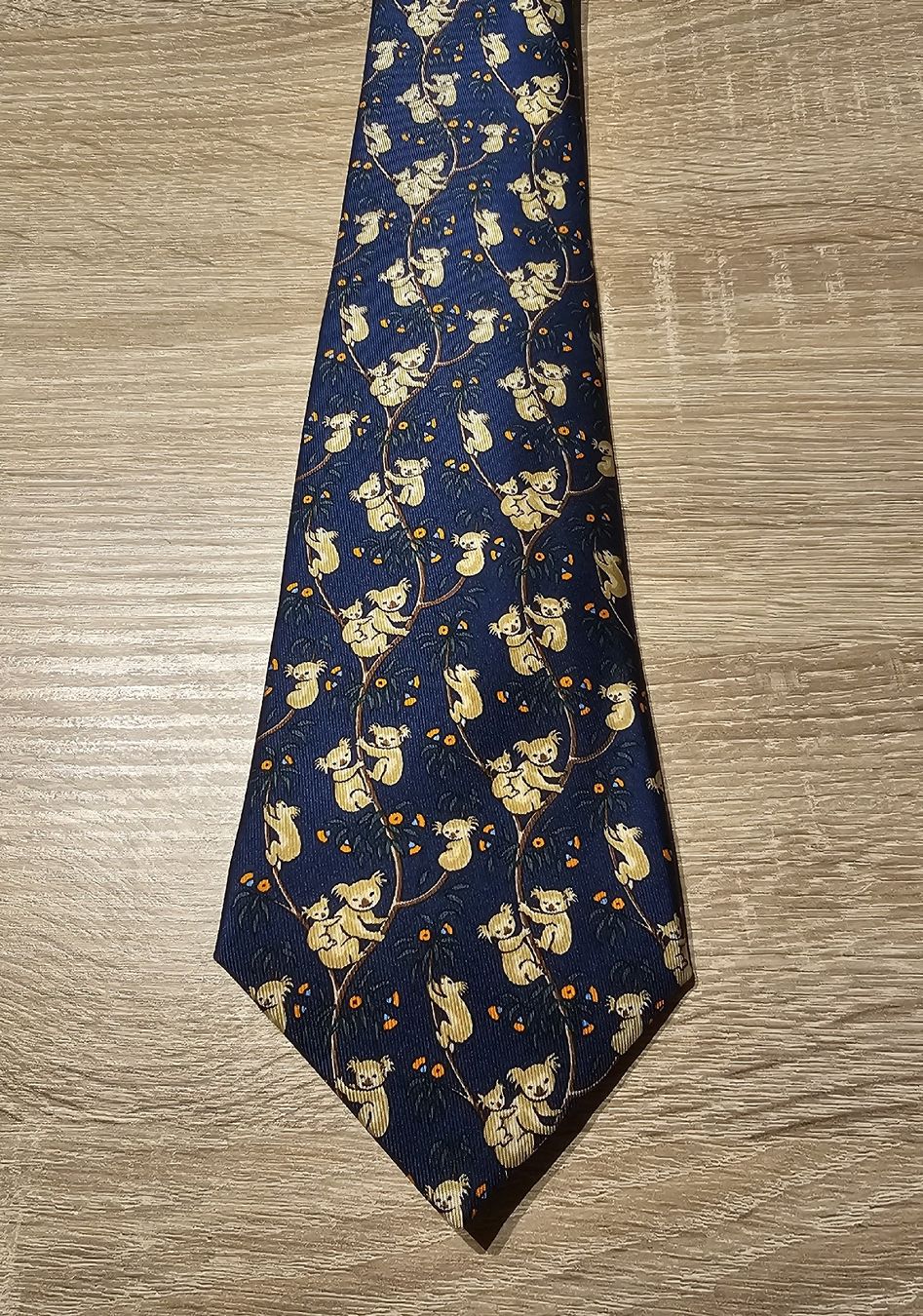 Cravatte: Krawatte Neu! Seide / Silk 100% – Nuovo (secondo la descrizione) da Moosseedorf venduto da L.J. 2