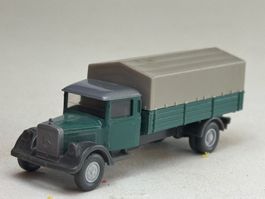 VE1- Wiking Mercedes L 2500 Pritsche patinagrün