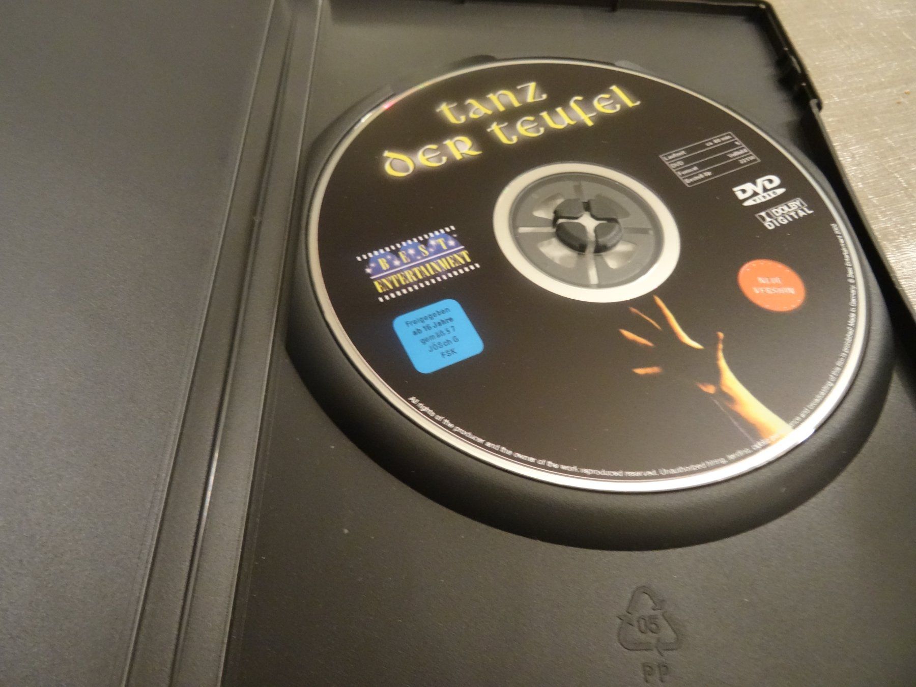 Alle DVDs: Tanz der Teufel - The Evil Dead DVD – Gebraucht aus Olten von Disc-Verkauf 1