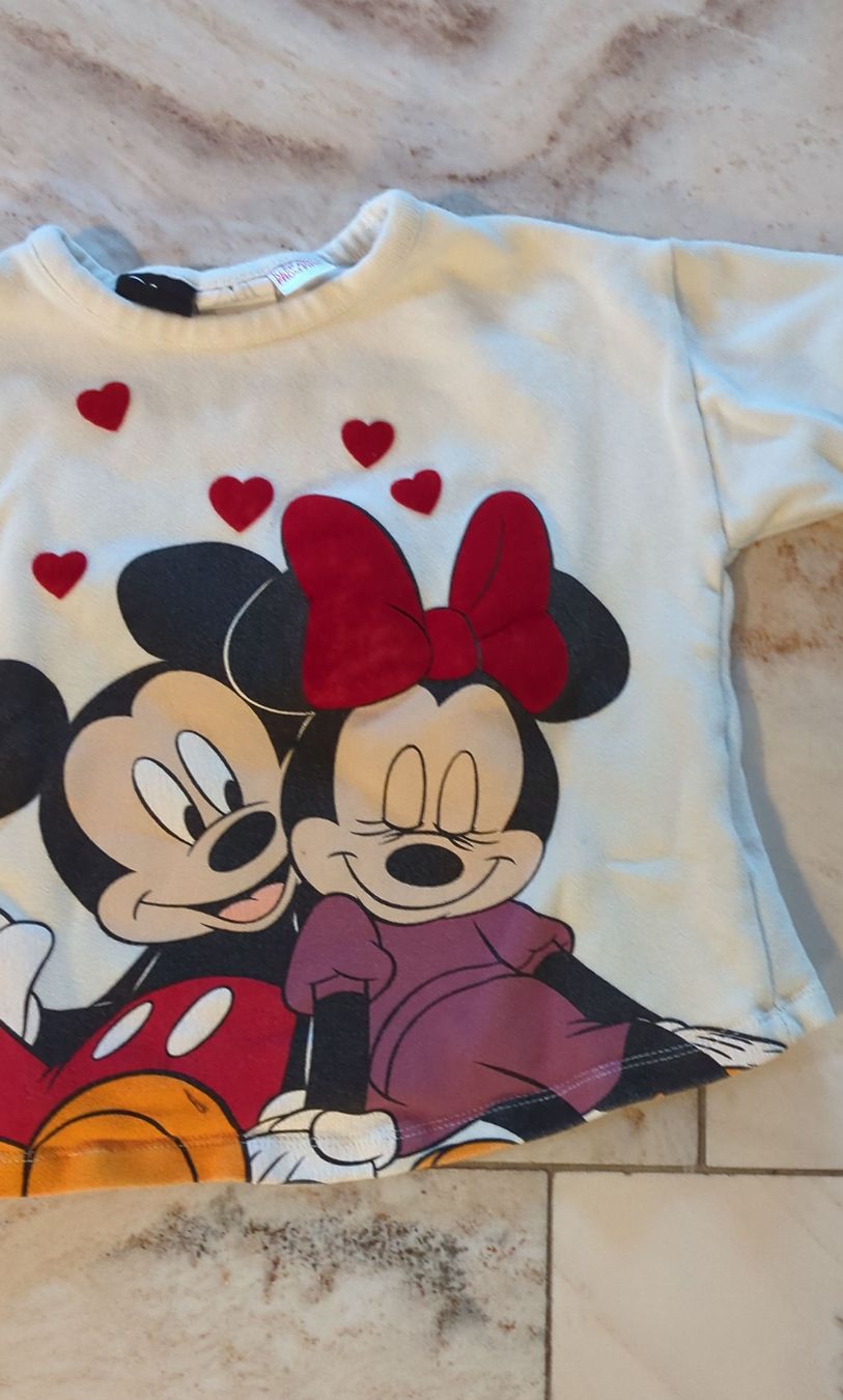 Pullover & Sweatshirts: Disney Pullover mit Mickey und Minnie Mouse, 104 – Gebraucht aus Neuheim von sh0_gbz7
