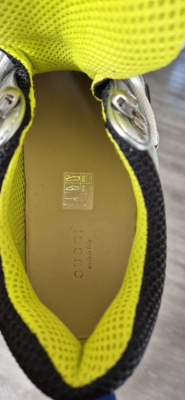 Damenschuhe: Gucci Flashtreck – Neu (gemäss Beschreibung) aus Waltenschwil von jane210 3