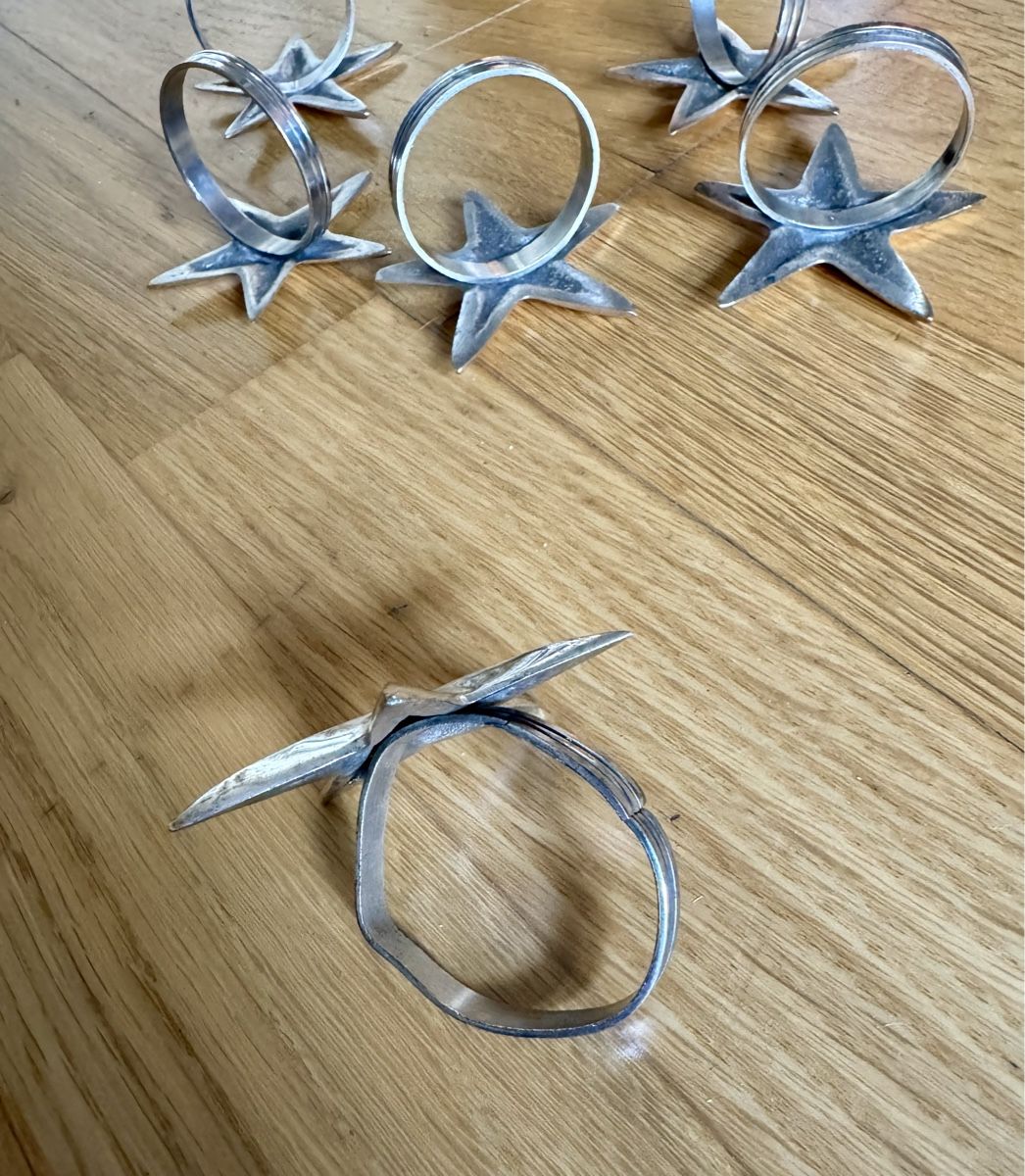 Altro in Decorazioni & Accessori: 6 Serviettenringe Stern – Usato da Basel venduto da superbusi 4