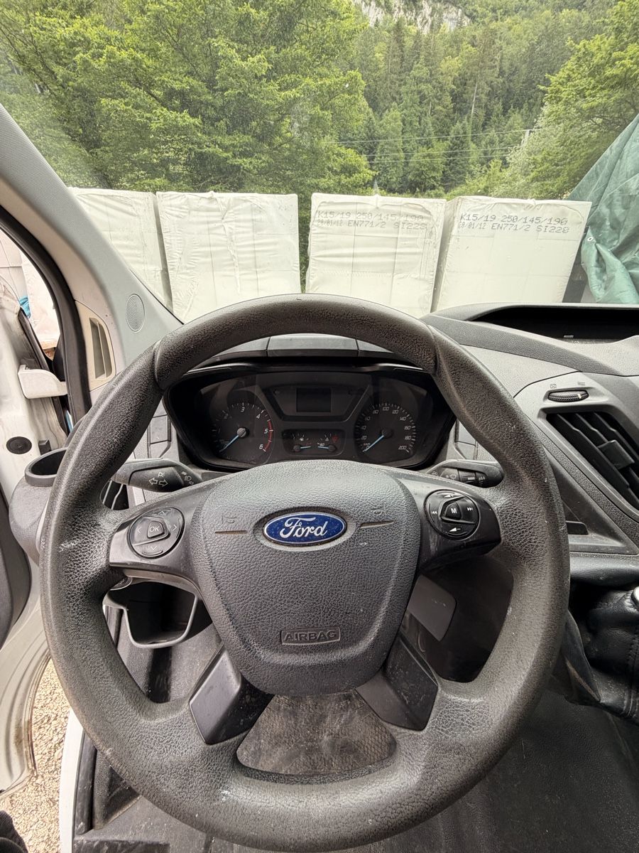 Ford Nutzfahrzeuge: Ford Transit Custom – Gebraucht aus Wahlen von lole431 8