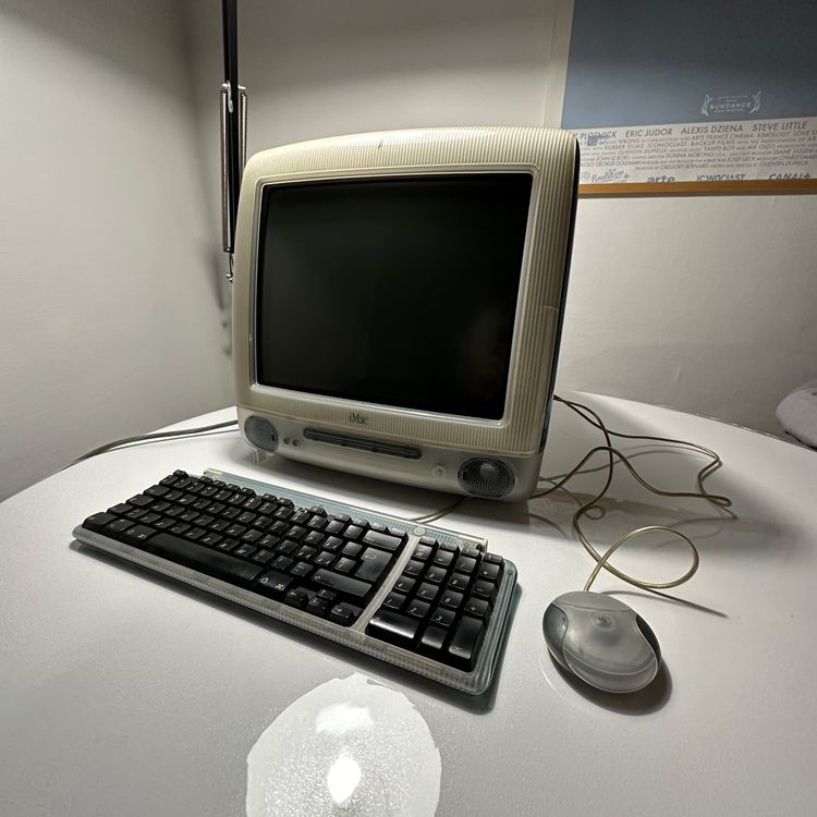 Apple iMac G3 (graphite) (Gebraucht) in La Chaux-de-Fonds für CHF 1 ...