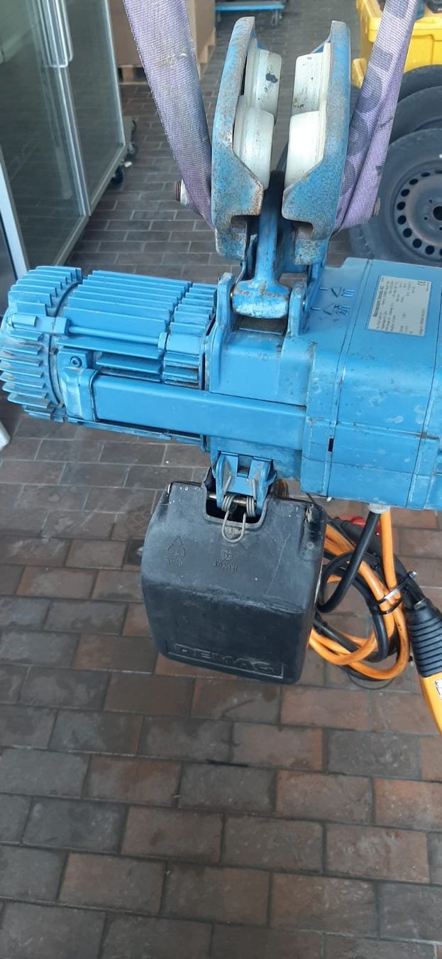 Demag Sonstiges zum Lager & Transport: Kettenkran Demag – Gebraucht aus Niedergösgen von  1