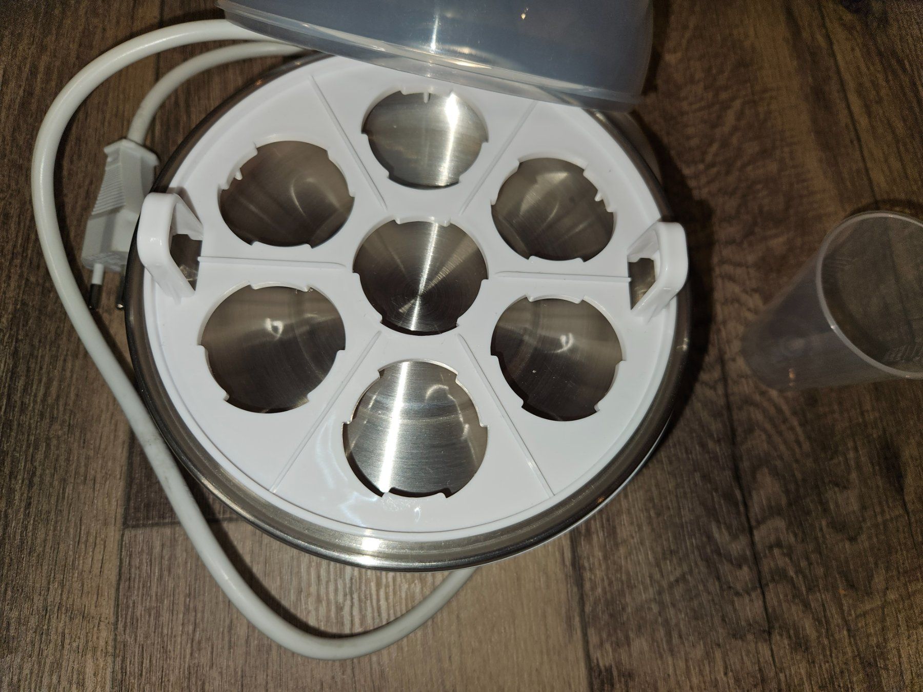 Küchengeräte: Eierkocher für 7 Eier, nur einmal gebraucht – Gebraucht aus Schüpfen von SANNYLI31 2
