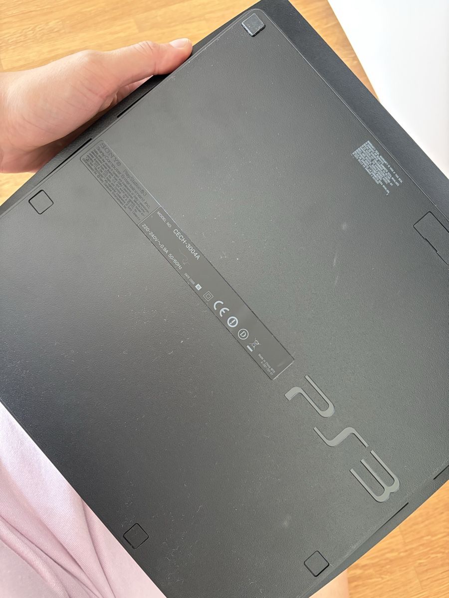 Sony Console: Sony PlayStation 3 Slim 160 inkl. Original Controller – Usato da Thun venduto da _Cathy 3