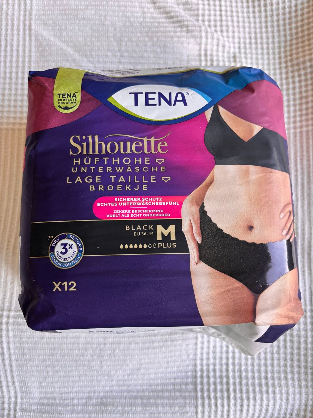 Secchi per pannolini & Pannolini: TENA Pants Silhouette Black – Nuovo e nell'imballaggio originale da Meilen venduto da pekiid