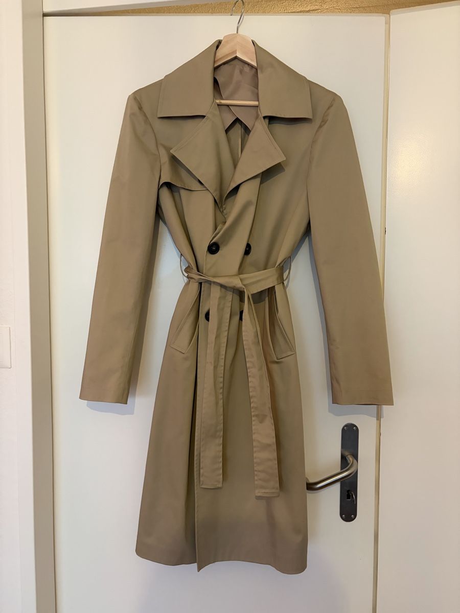 Cappotti: Klassischer Trenchcoat Beige Gr. S  – Usato da Basel venduto da Danny_1994