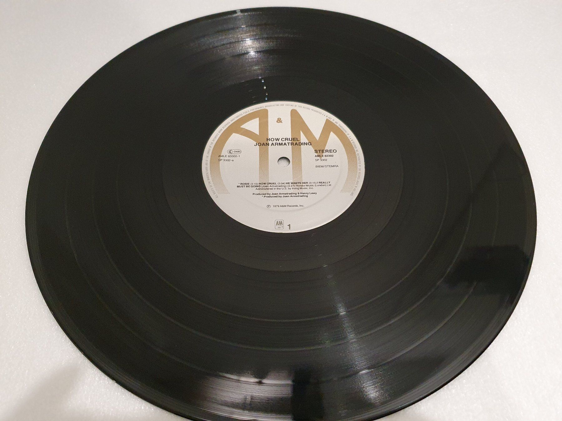 Dischi in vinile: Joan Armatrading – How Cruel – Usato da Uster venduto da Vinyl-Leidenschaft 5