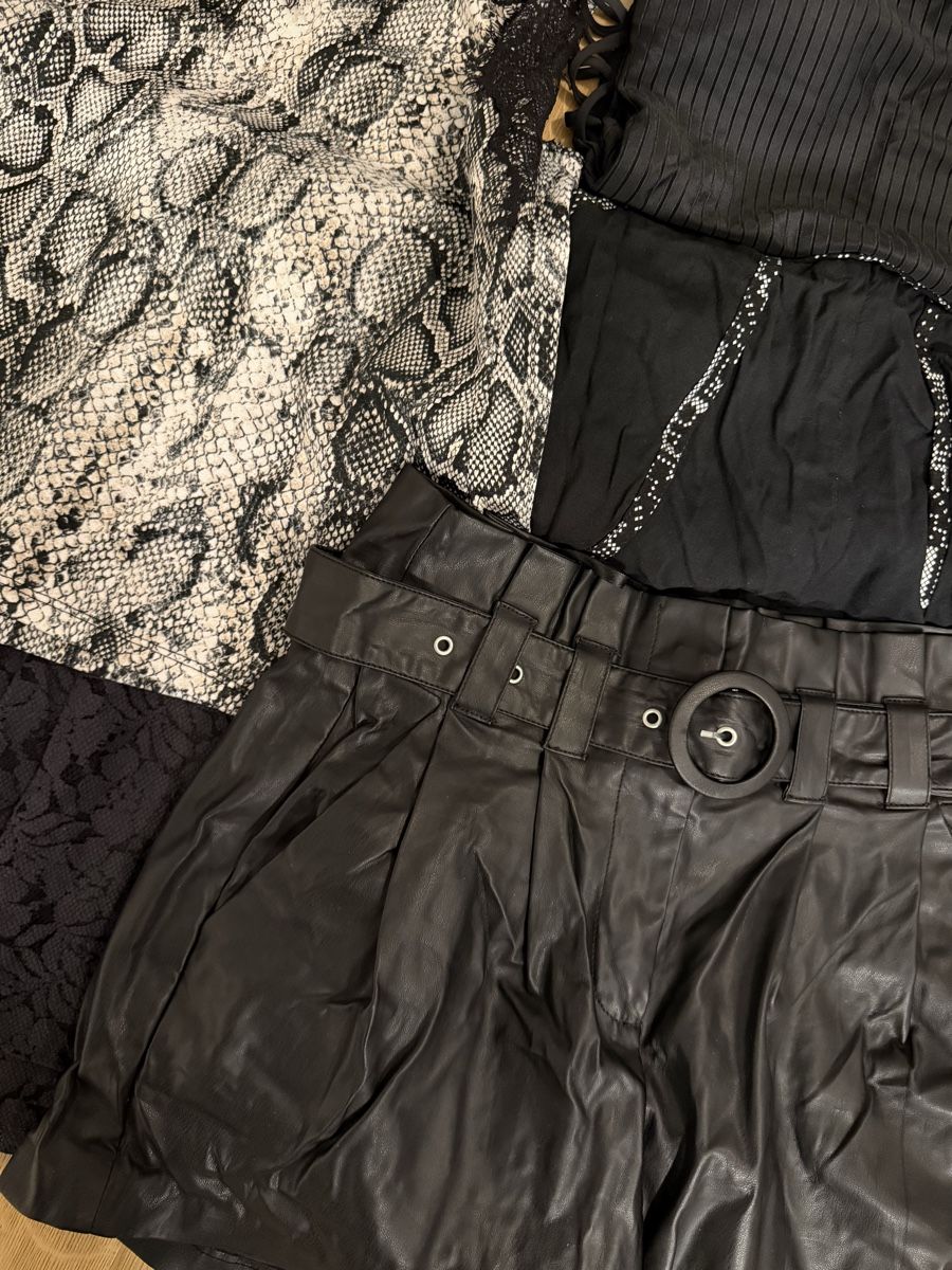 Lots de vêtements: Vielseitiges Sommerkleiderpaket – D'occasion à Zürich par pmorger01