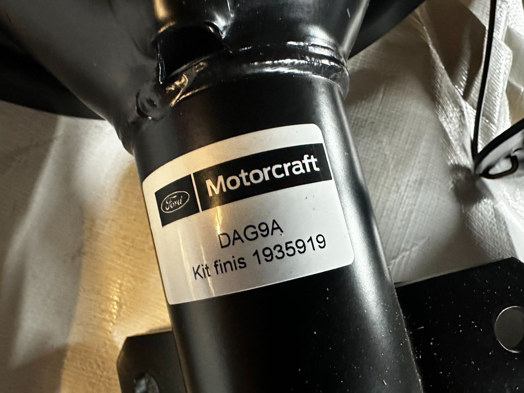 Ford Tutti pezzi di ricambio auto: Stossdämpfer VA zu Ford Transit Original FORD – Nuovo (secondo la descrizione) da Gunzgen venduto da cartool 1